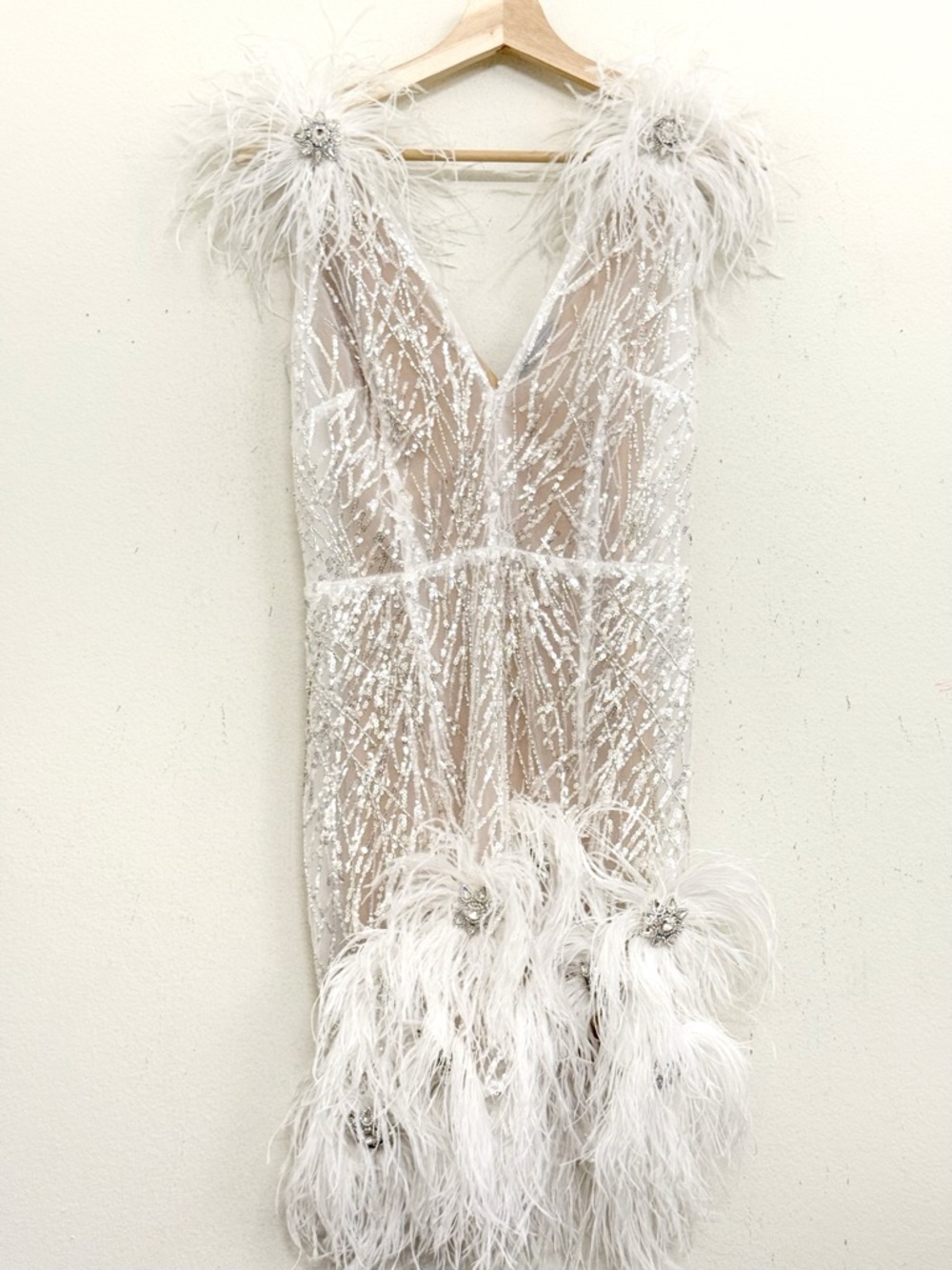 NADINE MERABI  Mila White Feather Sequin Ivory Mini Dress with Nude Slip Sz S - Picture 13 of 17